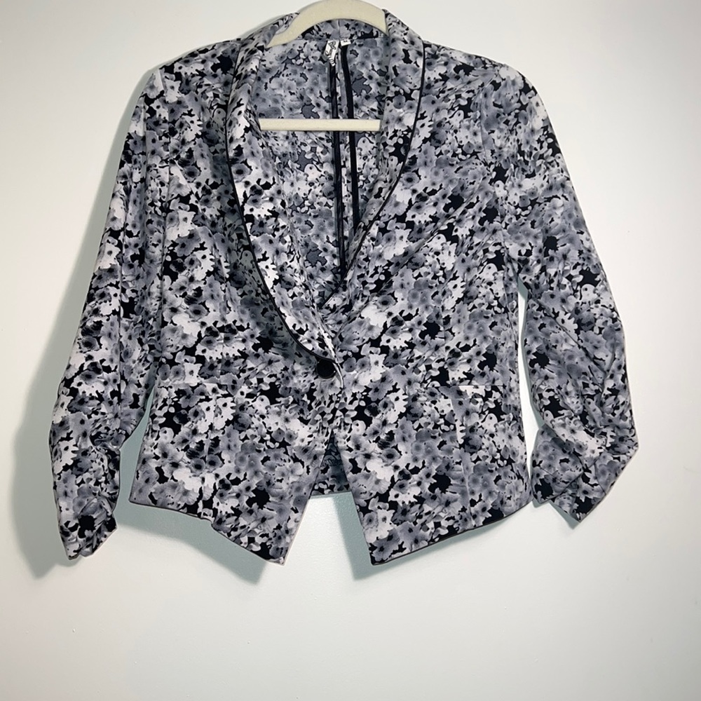 Floral blazer